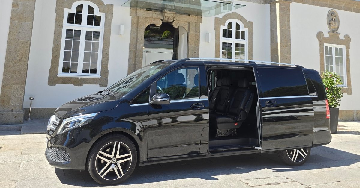 Iberyc premium private transfer vehicle ready for a private journey
